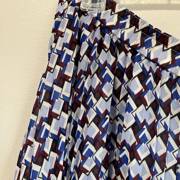 Talbots Pleated Skirt Size XL Geometric Print Midi Blue White Career Classic - Picture 8 of 9